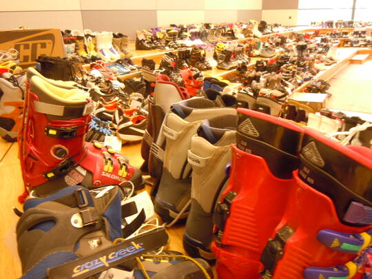 Wintersport- und Outdoorflohmarkt - Foto 2