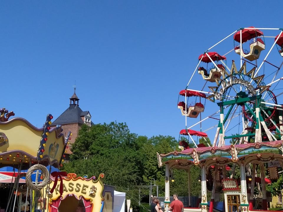  Hugo-Haase-Jahrmarkt - Jahrmarkt wie anno dazumal - Foto 1