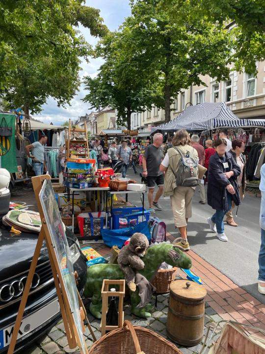  Brückenfest Iserlohn mit Kirmes & Trödelmarkt - Foto 2