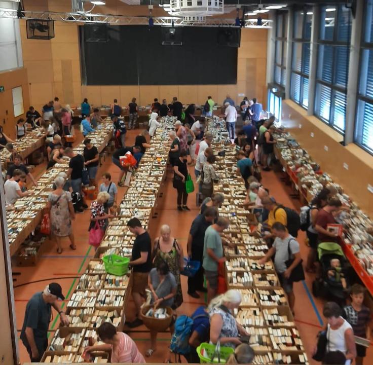 Großer Bücherflohmarkt Kämpfelbach-Bilfingen - Foto 2