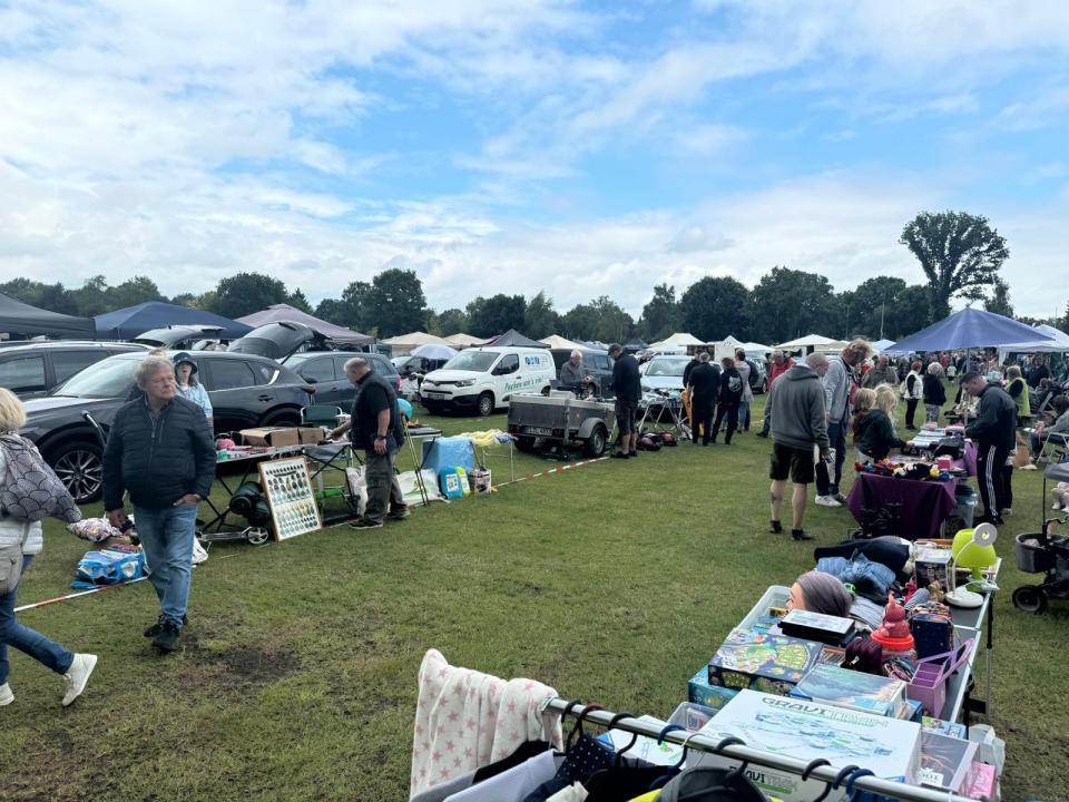  Flohmarkt am Falkensteinsee - Foto 3