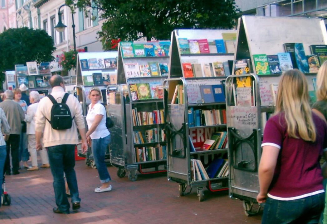 Papier & Schätze - Markt für Bücher und Antikes in Wiesdorf - Foto 1