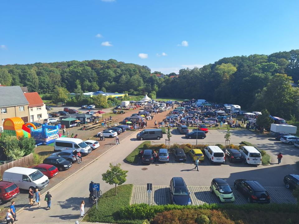  Flohmarkt/Trödelmarkt Frohburg - Foto 1