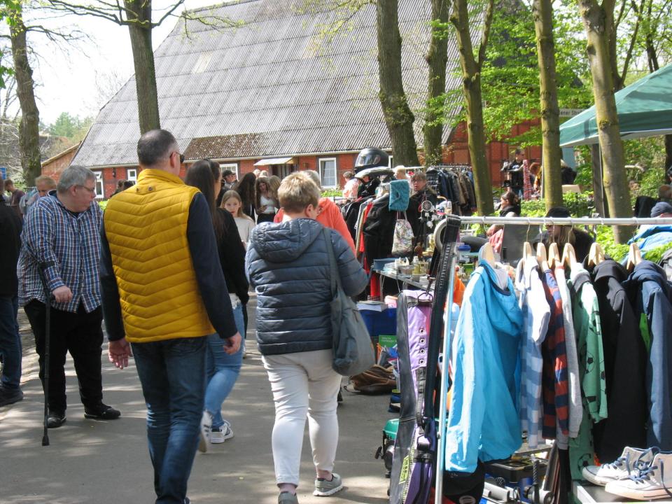  Flohmarkt in Holtum Geest bei Verden - Foto 3