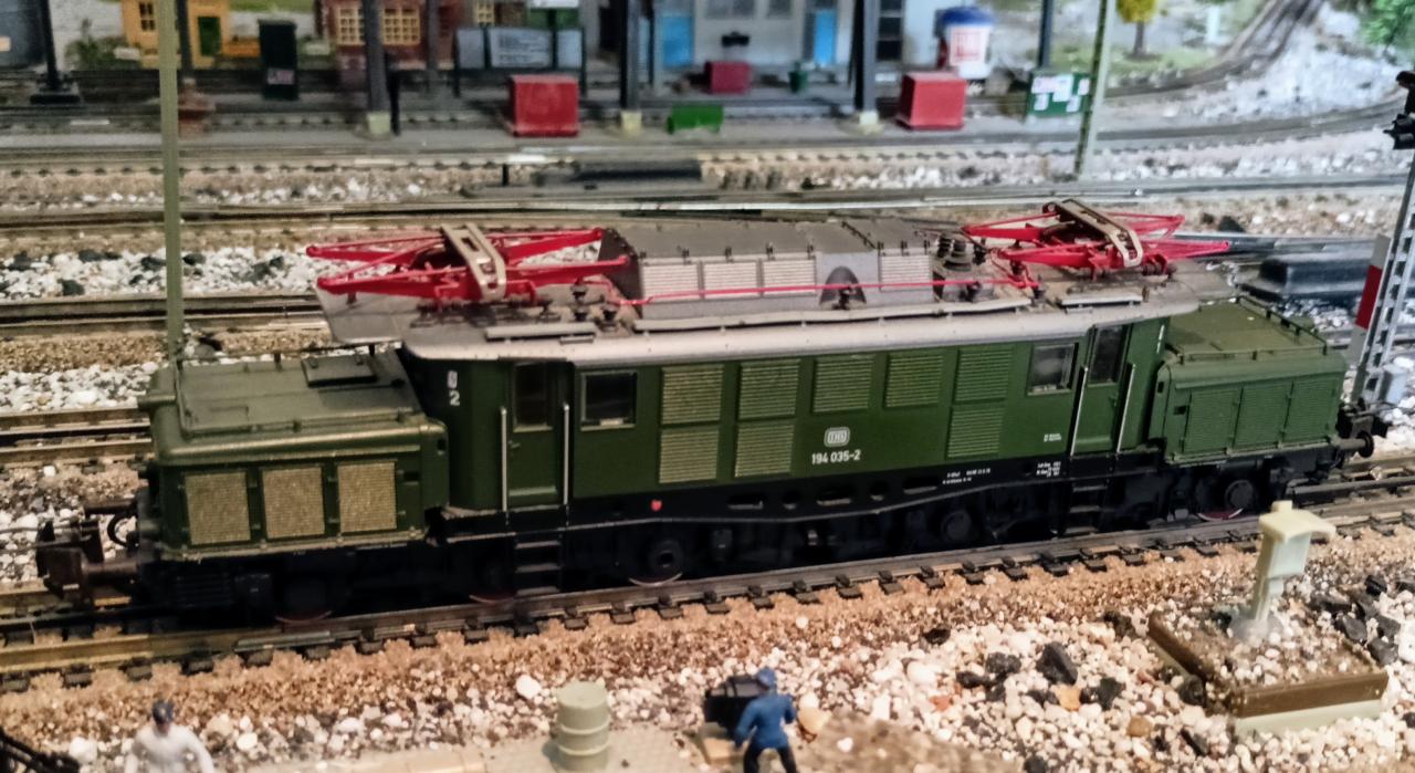  Modellbahnzügeausstellung beim Klönschnack im Eisenbahnkeller Schlutup - Foto 2