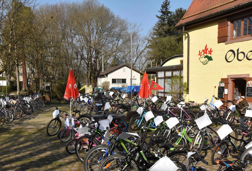  Kommissionsfahrradflohmarkt der NaturFreunde an der Obermühle in Karlsruhe-Durlach - Foto 1