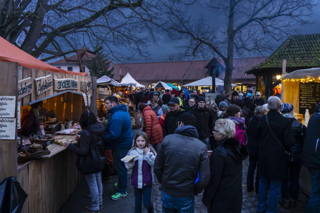  Historischer Weihnachtsmarkt auf der Creuzburg - Foto 1