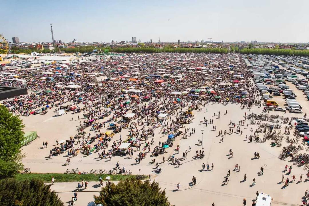  Flohmarkt Heiligengeistfeld Hamburg - Foto 1