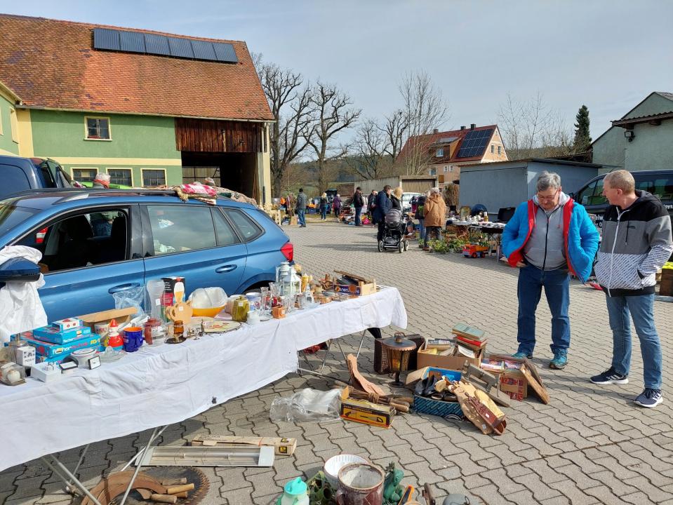  Schlacken-Flohmarkt - Foto 3