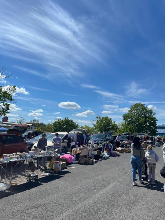  Flohmarkt Parkplatzgelände Extreme Bowlingarena Schweinfurt - Foto 3