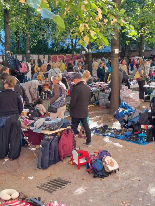  Weiterreich - Babybasar - Foto 1