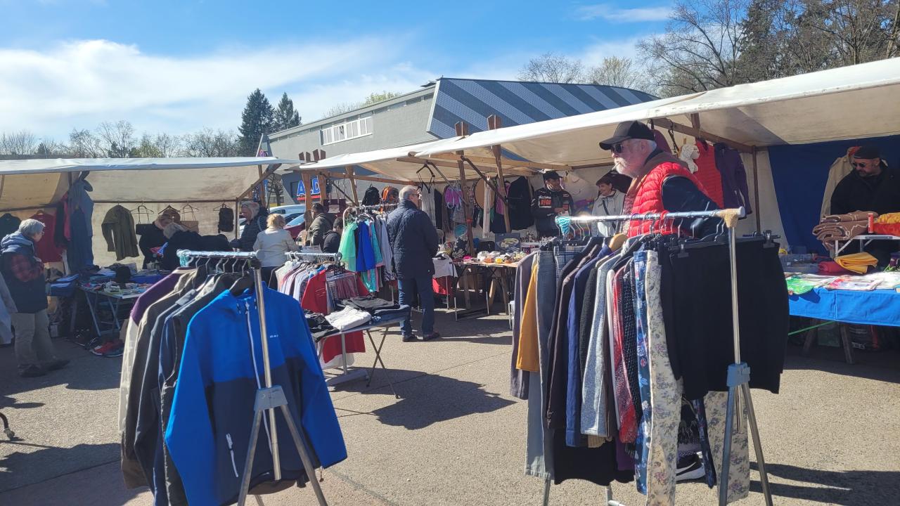 Nachbarschaftsflohmarkt Britz-Süd - Foto 2