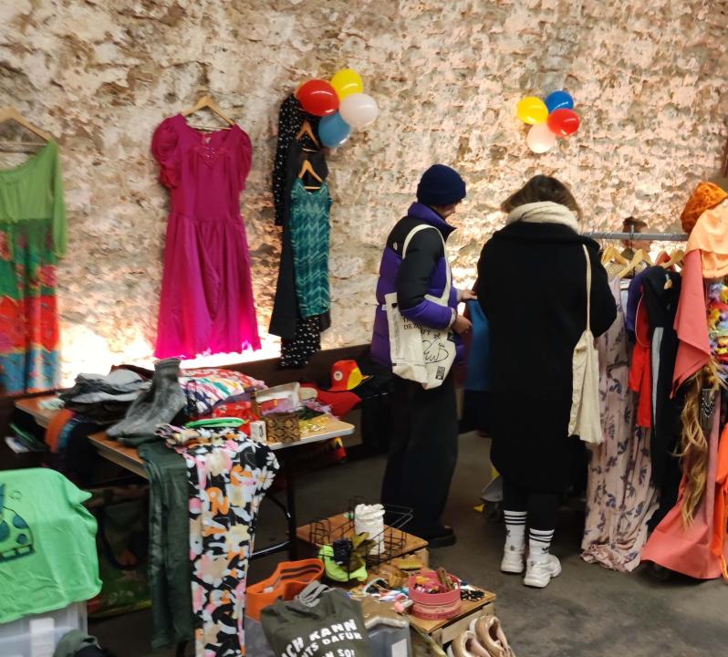  Abendflohmarkt in der Kulturei - Foto 1