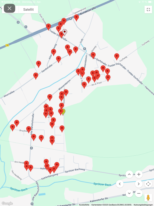  Dorf Straßen Flohmarkt i in Trelde. Alle gemeinsam und Jeder vor seinerTür - Foto 1