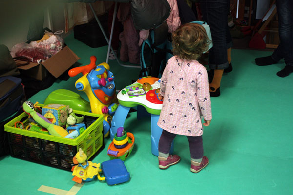 Kinder Flohmarkt im Kawi Kids Leipzig - Foto 2