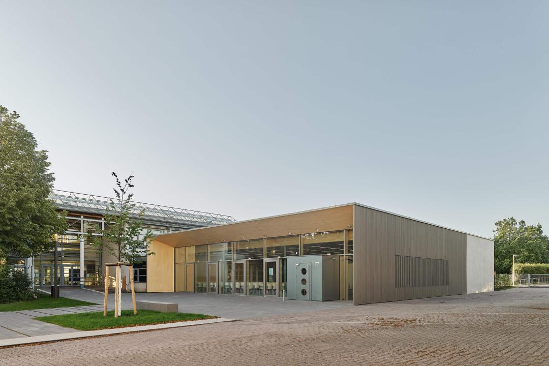  Wolfbuschschule Kindersachenbasar - Foto 3